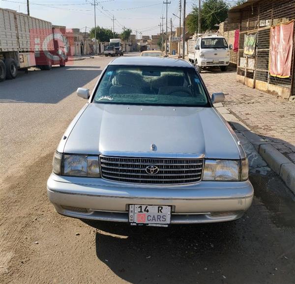 تۆیۆتا کراون 1992  بۆ فرۆشتن لە عێراق - عەمارە